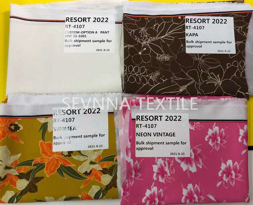 ผ้าชุดว่ายน้ำรีไซเคิลที่ทนต่อยาสำหรับ Color Lab Dips Digital Printed Strike Offs